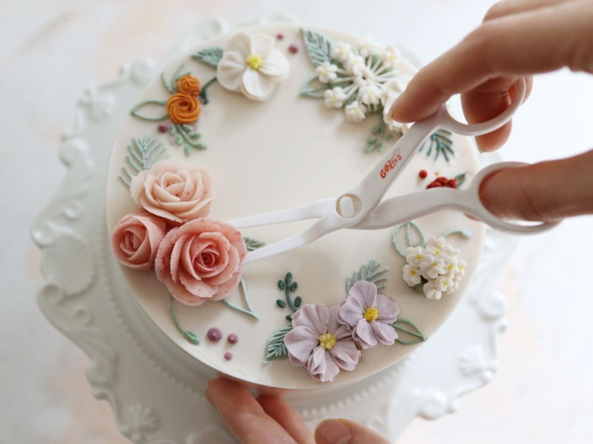 클래스101 Angeum flower embroidery mochi cake with delicious flowers Rice n Bloom