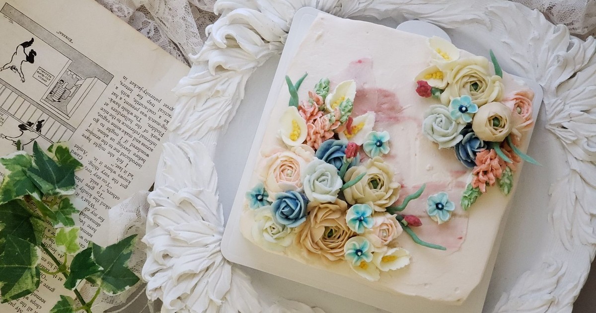 初心者も作れる 特別な日に生クリームのお花のケーキ Class101